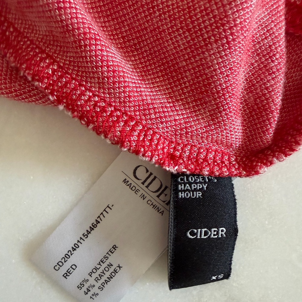 Cider Red and White Gingham Sleeveless Crop Top - Picture 4 of 5